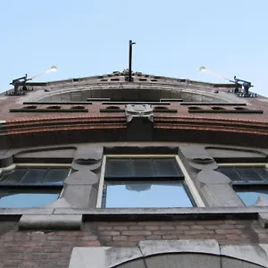 https://hotel-pax.amsterdamhotelsnl.com